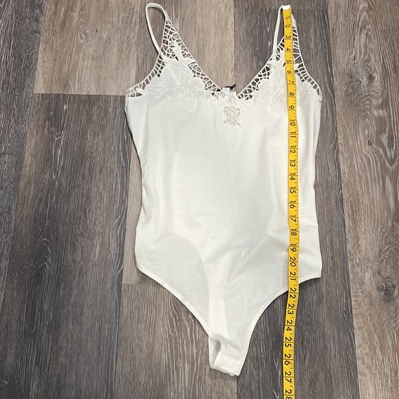 New White Bodysuit - Picture 2 of 4